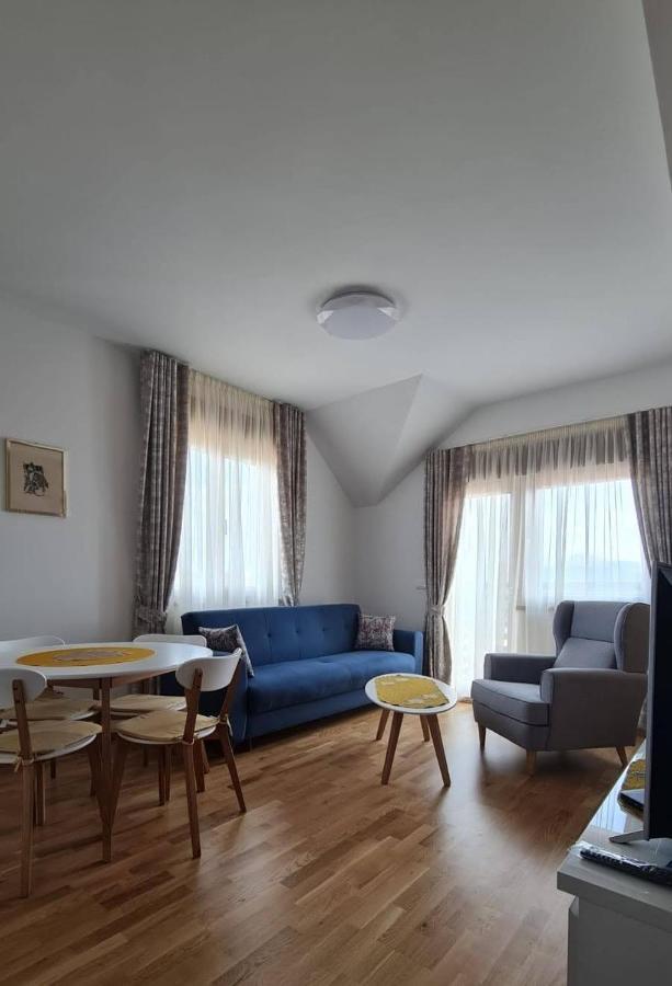 Gaga Apartment *